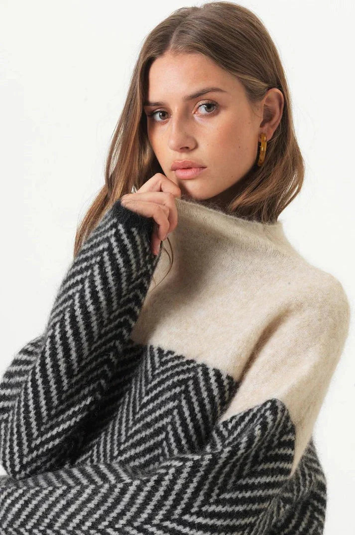 Iris™ | Turtleneck Sweater